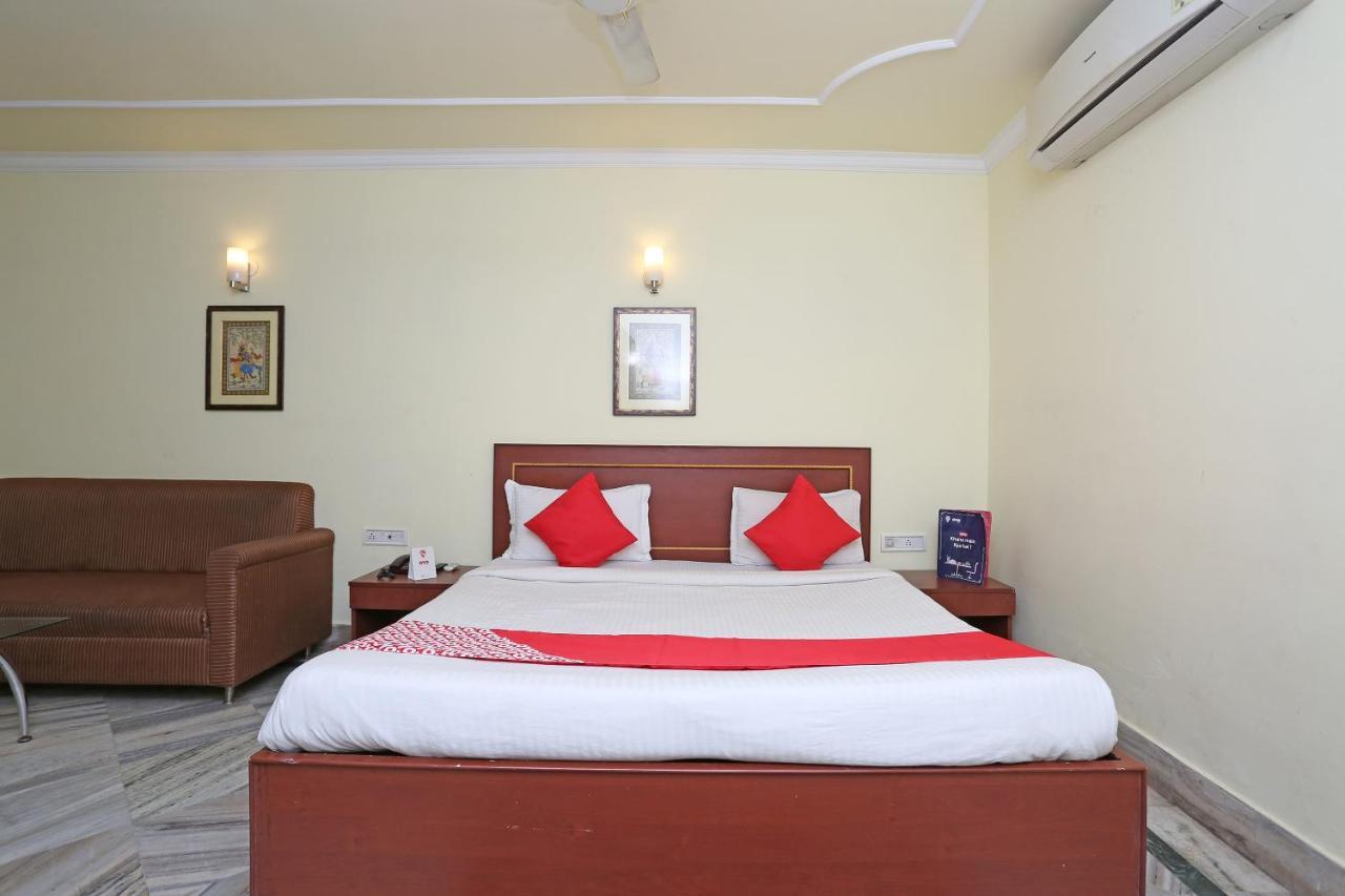 Oyo 4209 Maurya Inn ブバネーシュワル エクステリア 写真
